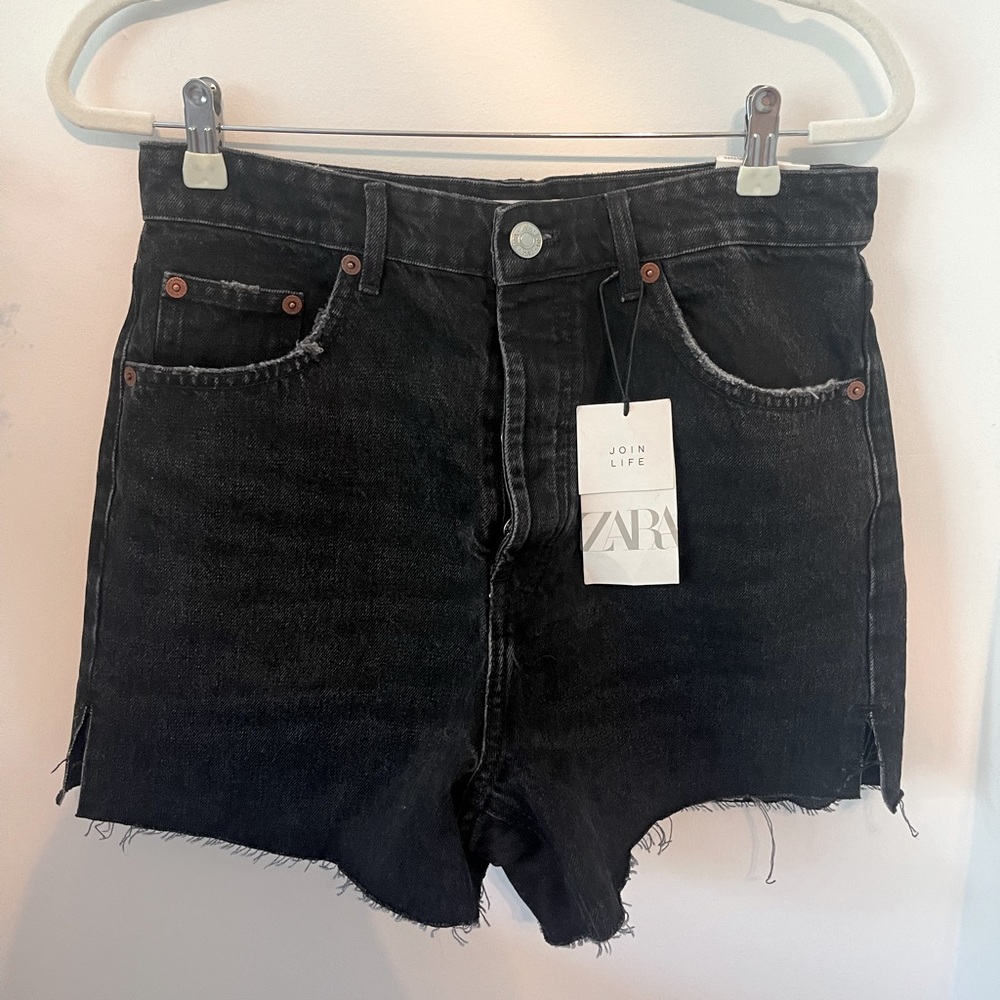 Zara Black High-Waited Denim Shorts